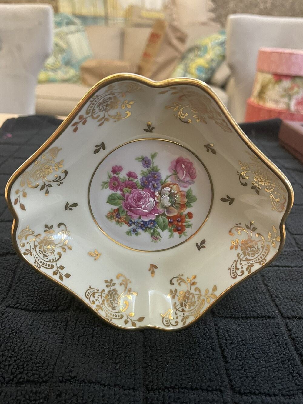 Limoges Small Dish Rehausse Main